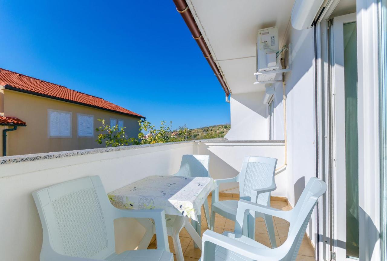 Apartments Anica J Lopar Εξωτερικό φωτογραφία