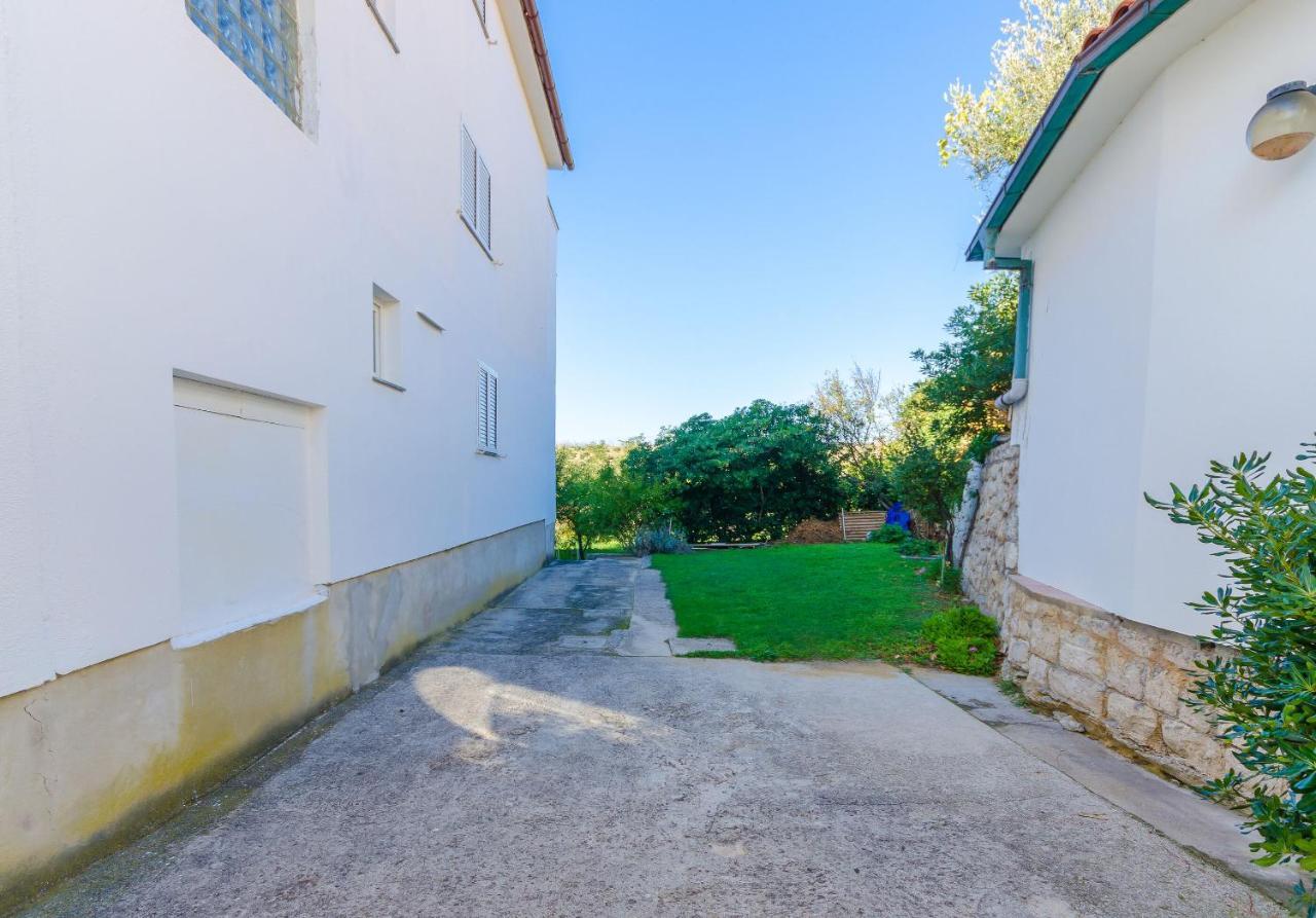 Apartments Anica J Lopar Εξωτερικό φωτογραφία