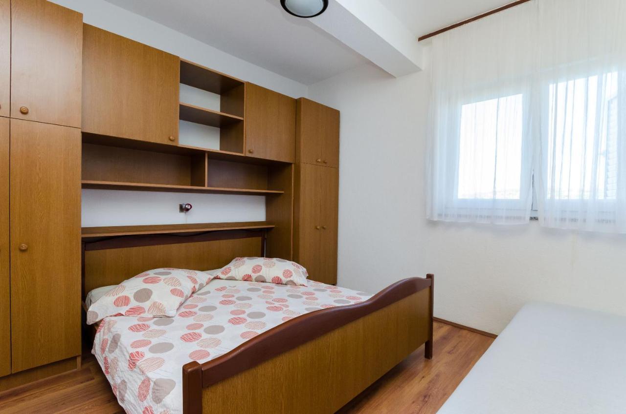 Apartments Anica J Lopar Εξωτερικό φωτογραφία