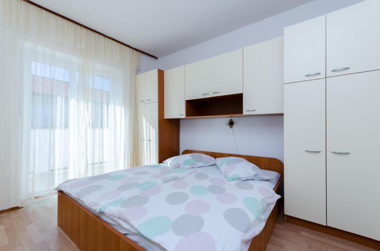 Apartments Anica J Lopar Εξωτερικό φωτογραφία